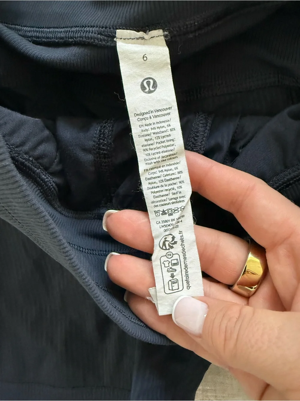 Lululemon Athletica Dance Studio Pant III Regular Unlined Blue Size 6
